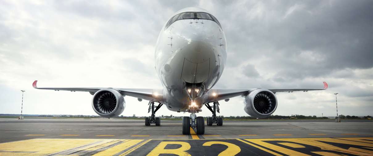 Airbus A350-900 ultrawide achtergrond