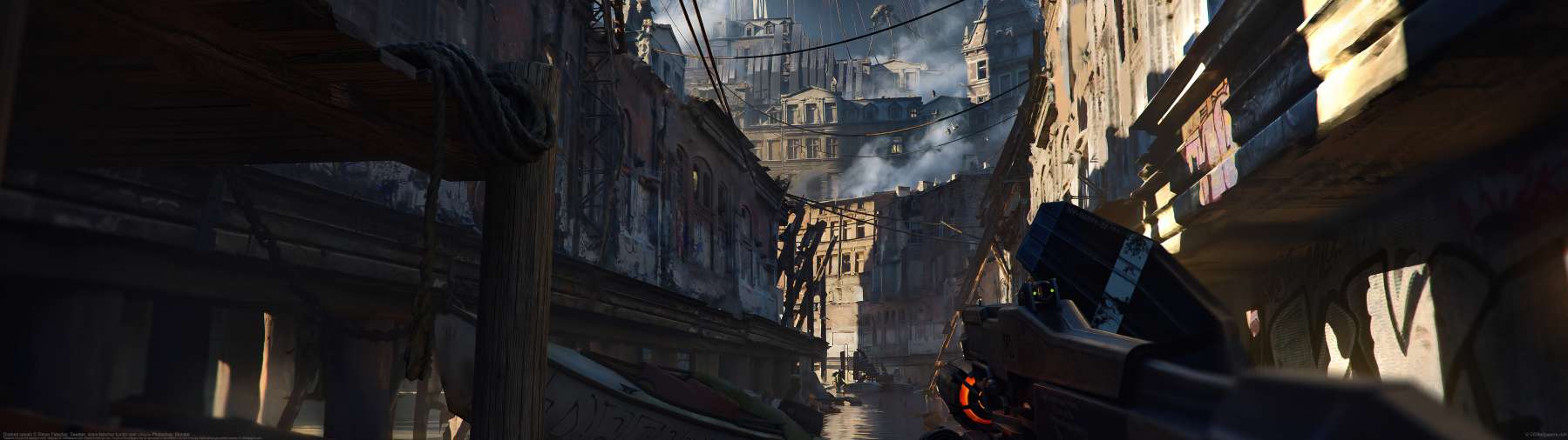 Drained canals ultrawide achtergrond