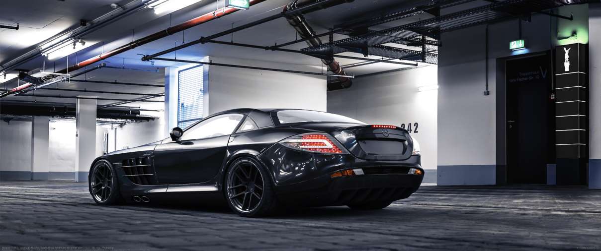 Mclaren SLR ultrawide achtergrond